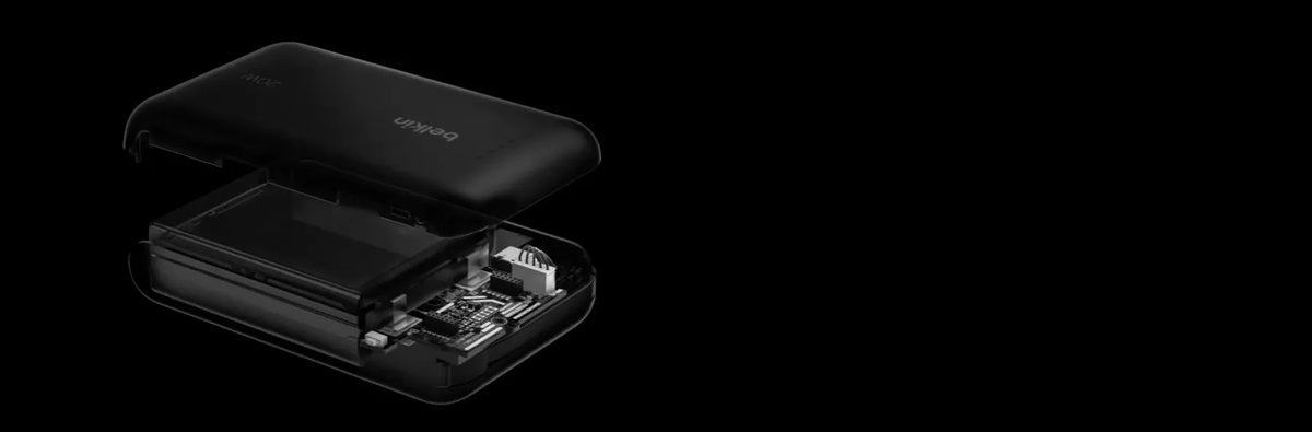 PowerBank Belkin BoostCharge 10K 20W With Integrated Cable Black