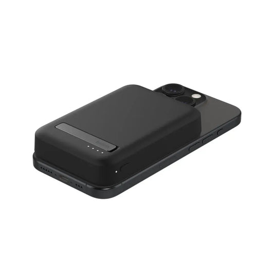 Belkin BoostCharge Qi2 Magnetic Power Bank 8K + Stand